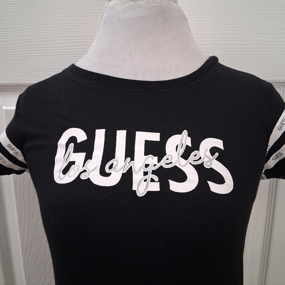 Guess Black Fitted Polo Cap Sleeve Tee    Size S - Picture 3 of 15